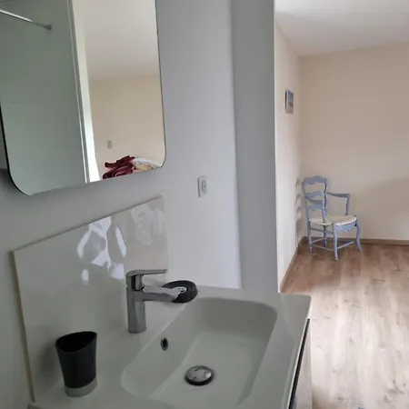 Semesterbostad Sarazac *